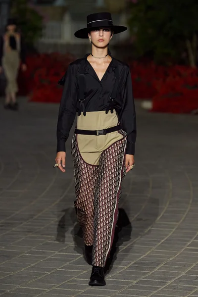 Look 59